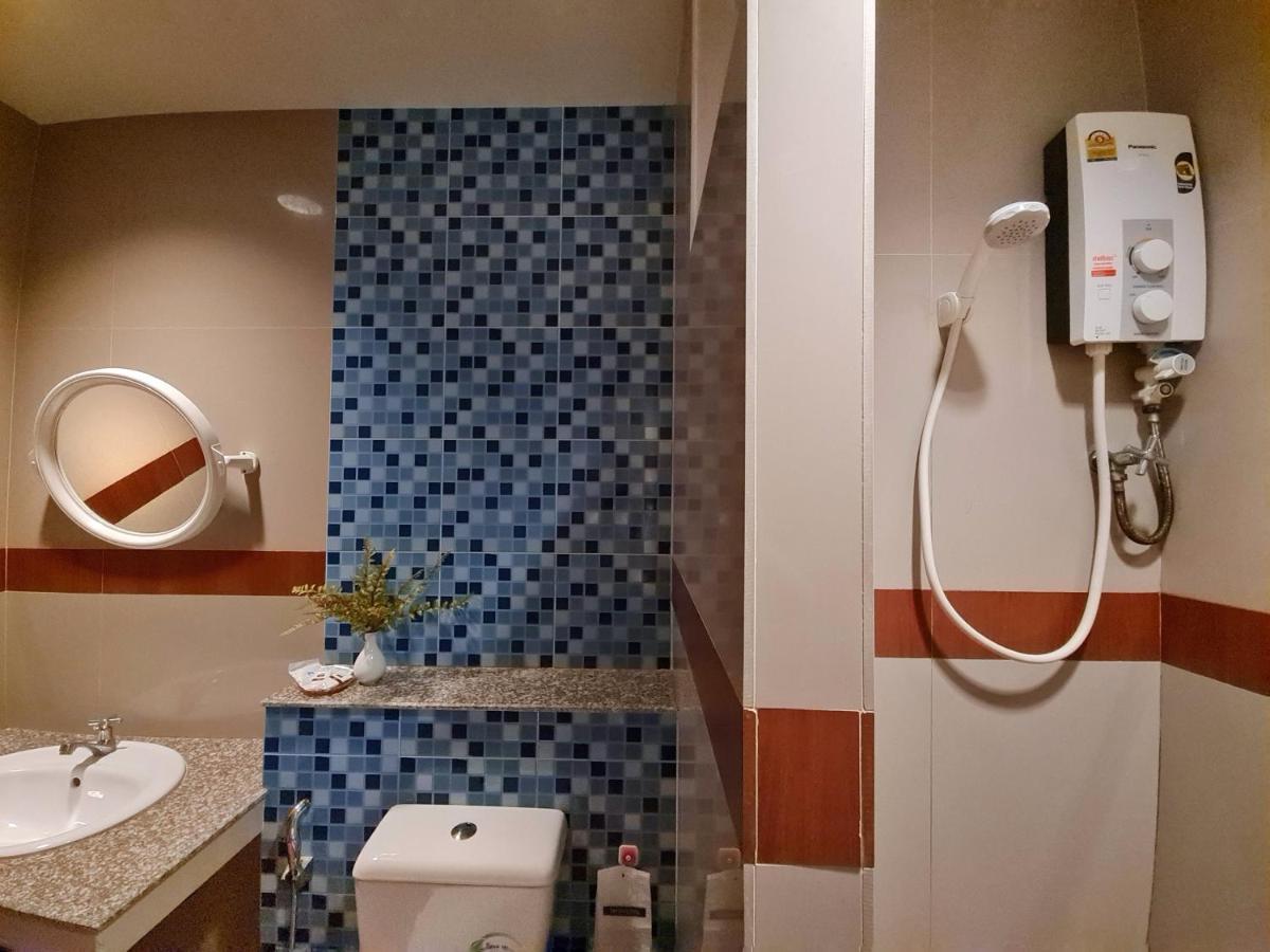 Jaroonsak Grand Hotel Trang Luaran gambar