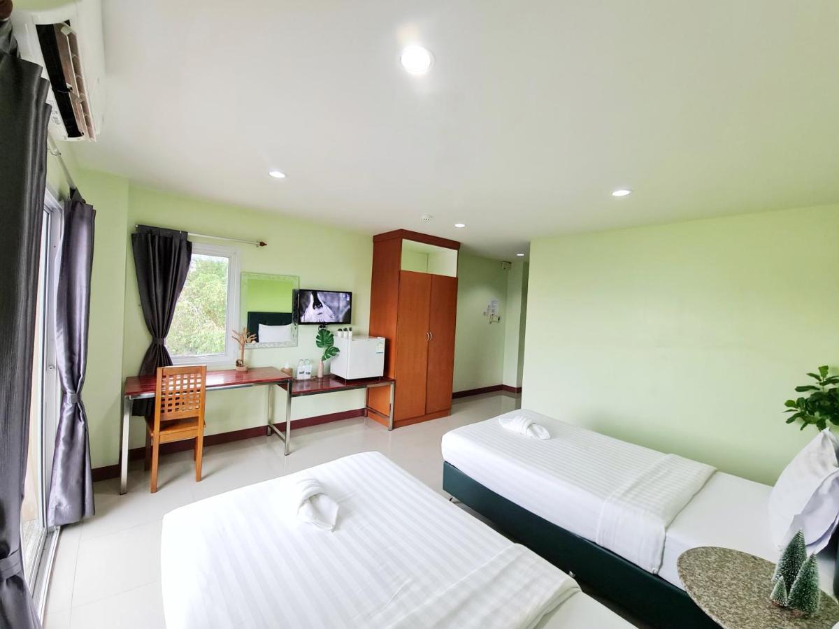 Jaroonsak Grand Hotel Trang Luaran gambar