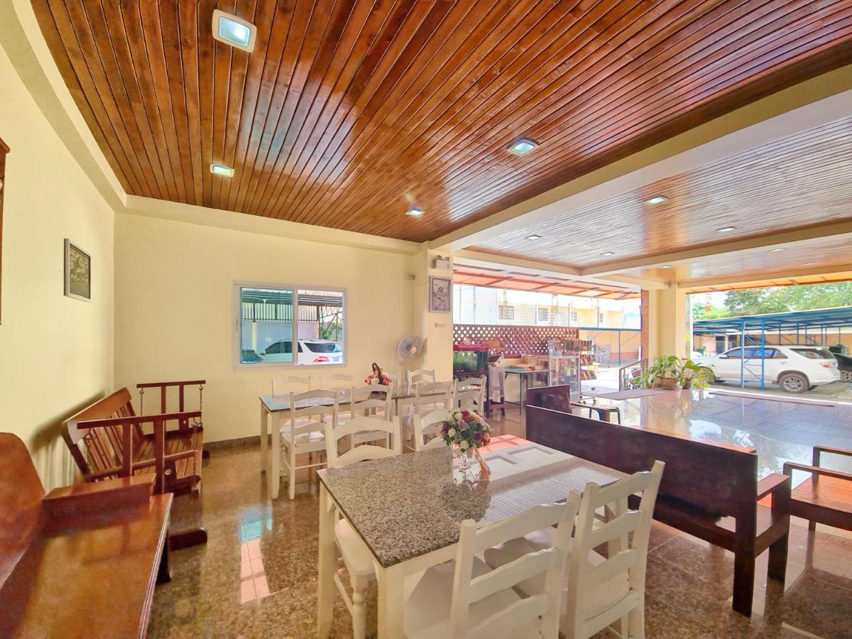 Jaroonsak Grand Hotel Trang Luaran gambar
